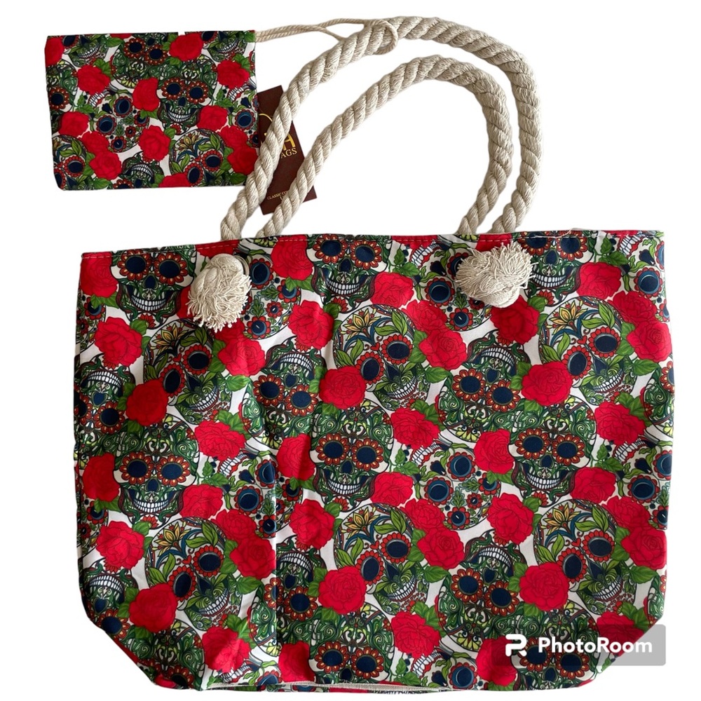Lined skeleton rope handle tote